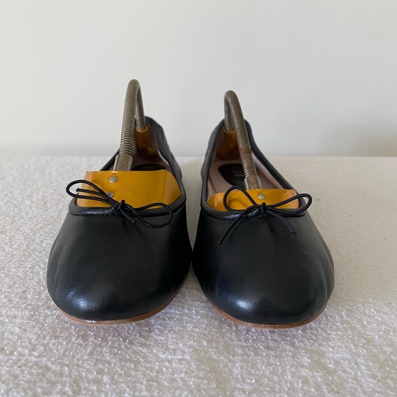 Black leather Bloch ballet flats. Sz 38. - Picture 5 of 9